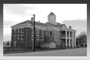 Roane County Courthouse and Clerk Courthouses and Clerks Data